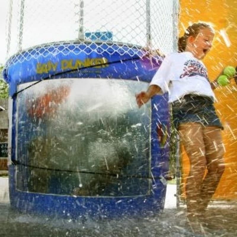Easy Dunker, Dunk Tank, Cheffe versenken – 2