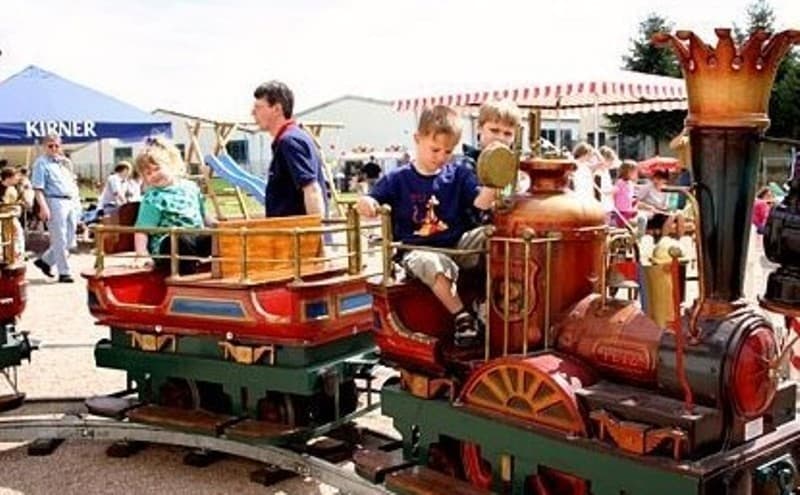 Kindereisenbahn nostalgisch / Eisenbahn / Zug / Jahrmarkt / Bimmelbahn / Saxonia – 2