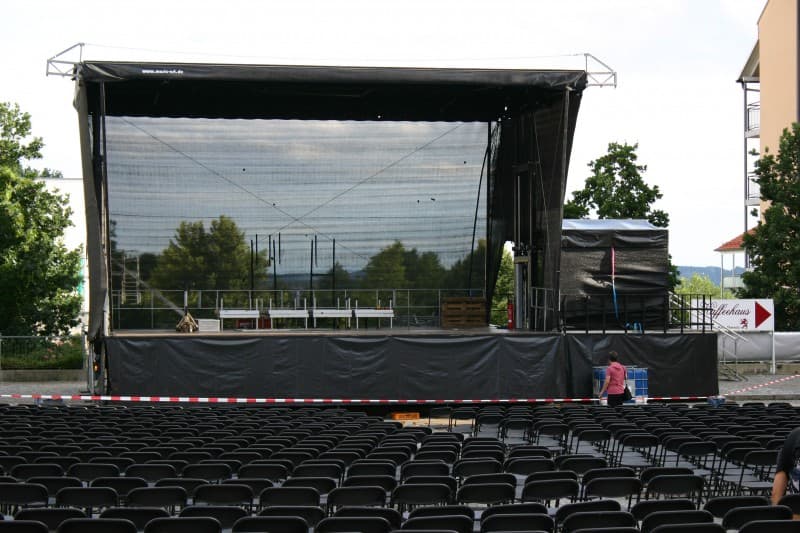 Mobile Show - Bühne 80m²-140m² - Bühnensystem "Smart Stage" für Stadtfest, Kundgebung, Präsentatio – 2
