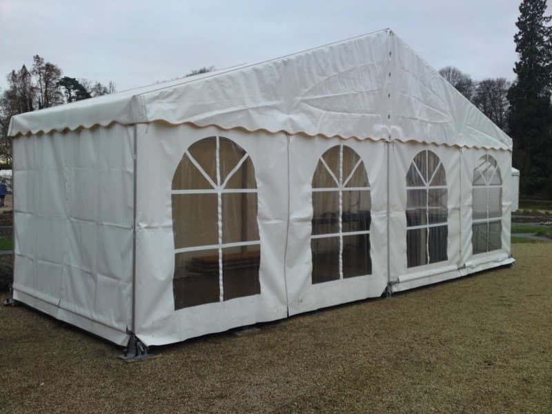 Festzelte mit Boden / Partyzelt ohne Boden // per E-Mail: info@party-as.com / per Tel:02161/4767751 – 3