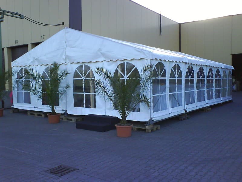 Festzelte mit Boden / Partyzelt ohne Boden // per E-Mail: info@party-as.com / per Tel:02161/4767751 – 5
