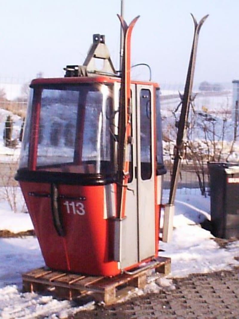 Berggondel/ Skigondel, Gondel, Seilbahn, Lift, Sessellift, Ski, Piste, Alpen, Wintersport, Skiurlaub