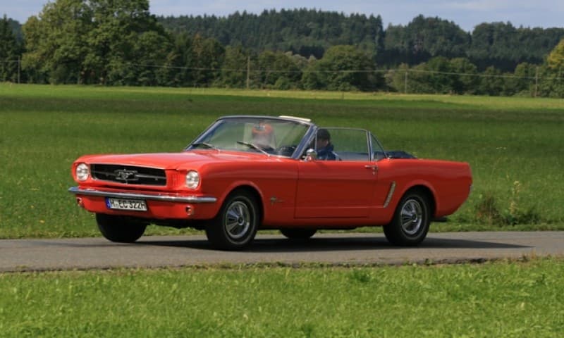 Ford Mustang V8 Cabrio – 3