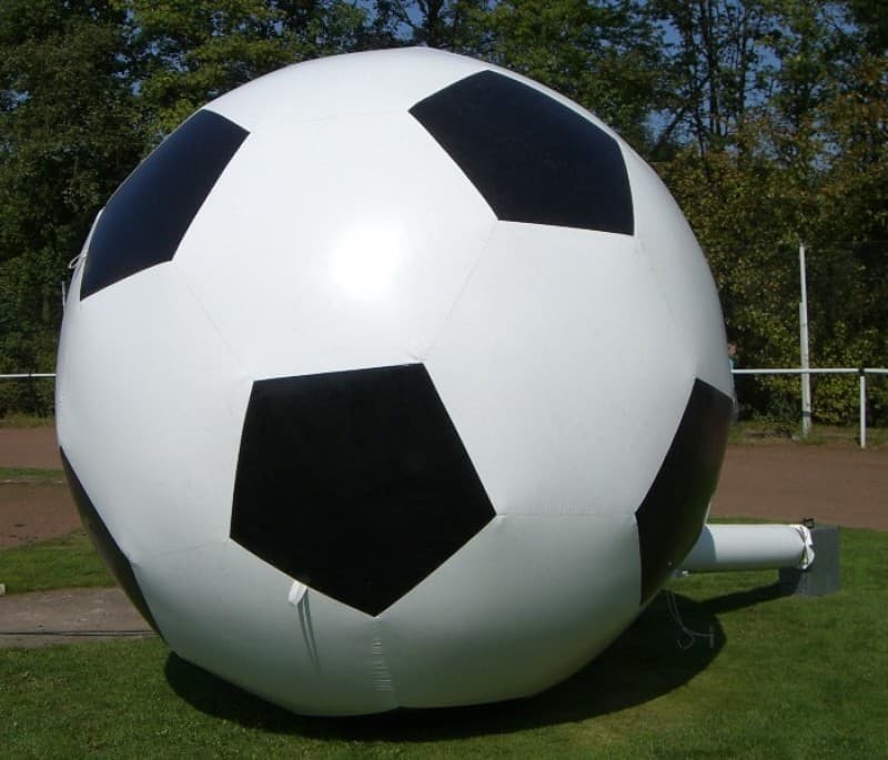 Fussball aufblasbar 3m / Riesenball / Deko Ball / Fussball XXL 