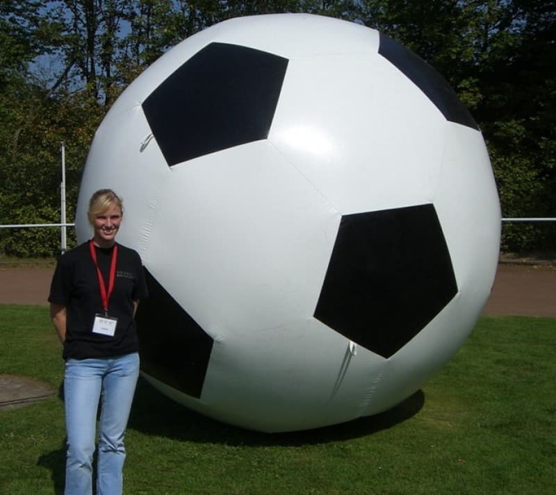 Fussball aufblasbar 3m / Riesenball / Deko Ball / Fussball XXL  – 2