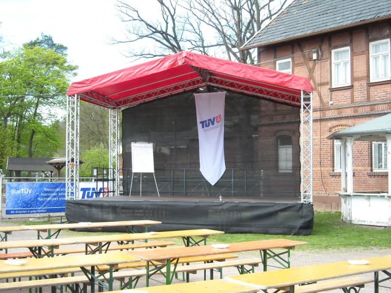 Bühne mit Sattel Dach 6x4-24m² für Stadtfest, Kundgebung, Präsentation, Roadshow, Events & Konzerte – 5