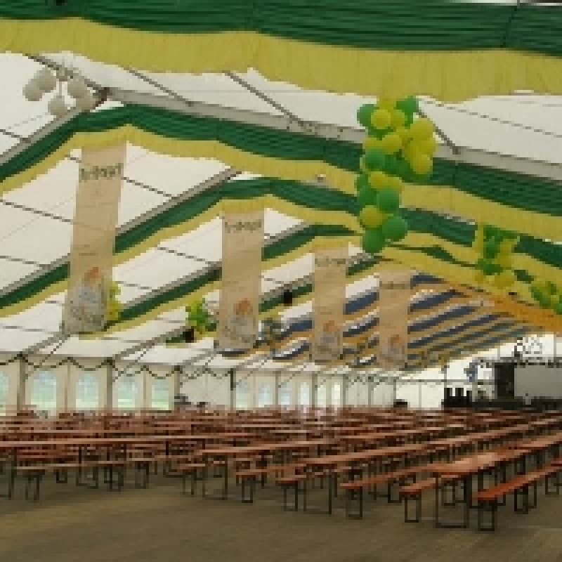 Festzelt 30 m Breit bis zu 60 m Lang