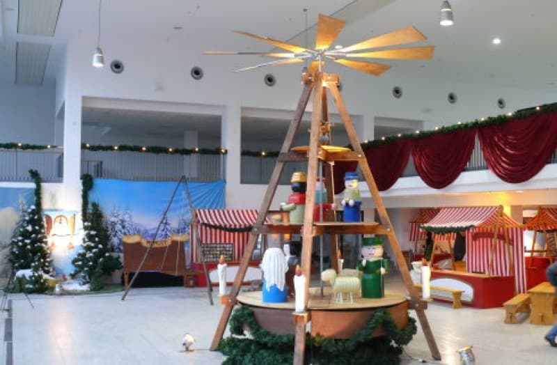 Weihnachts Pyramide , Weihnachtsdekoration , Weihnachsmarkt , Weihnachten – 3