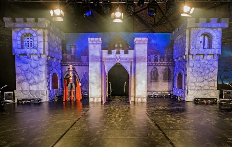  Dracula Schloß Kulisse, Halloween Dekoration, Grusel, Vampir, Halloweenparty – 3