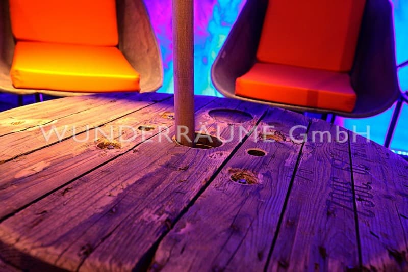 Loungetisch, Kabeltrommel – 3