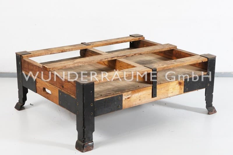 Loungetisch Holz "Industrial"