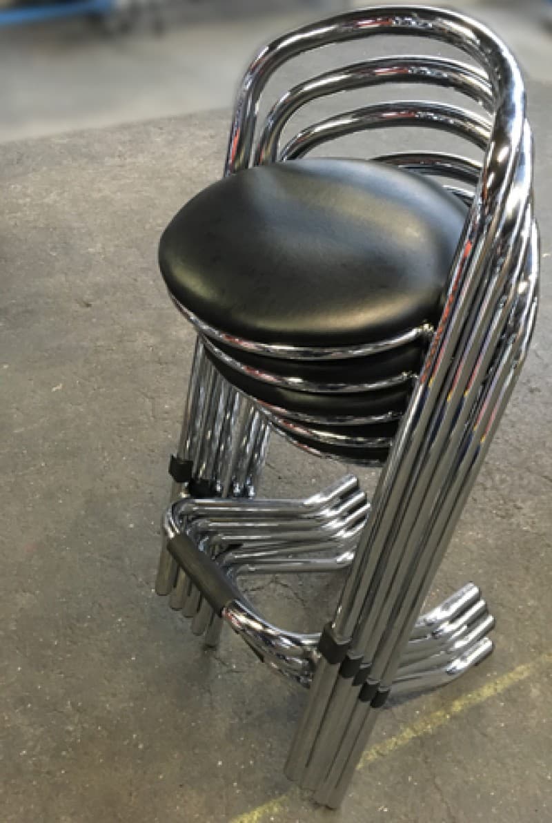 Barhocker / Hocker – 4