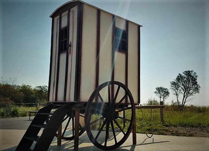 Badeleben  Ausstellung , Badekarren , historische Strandkörbe – 5