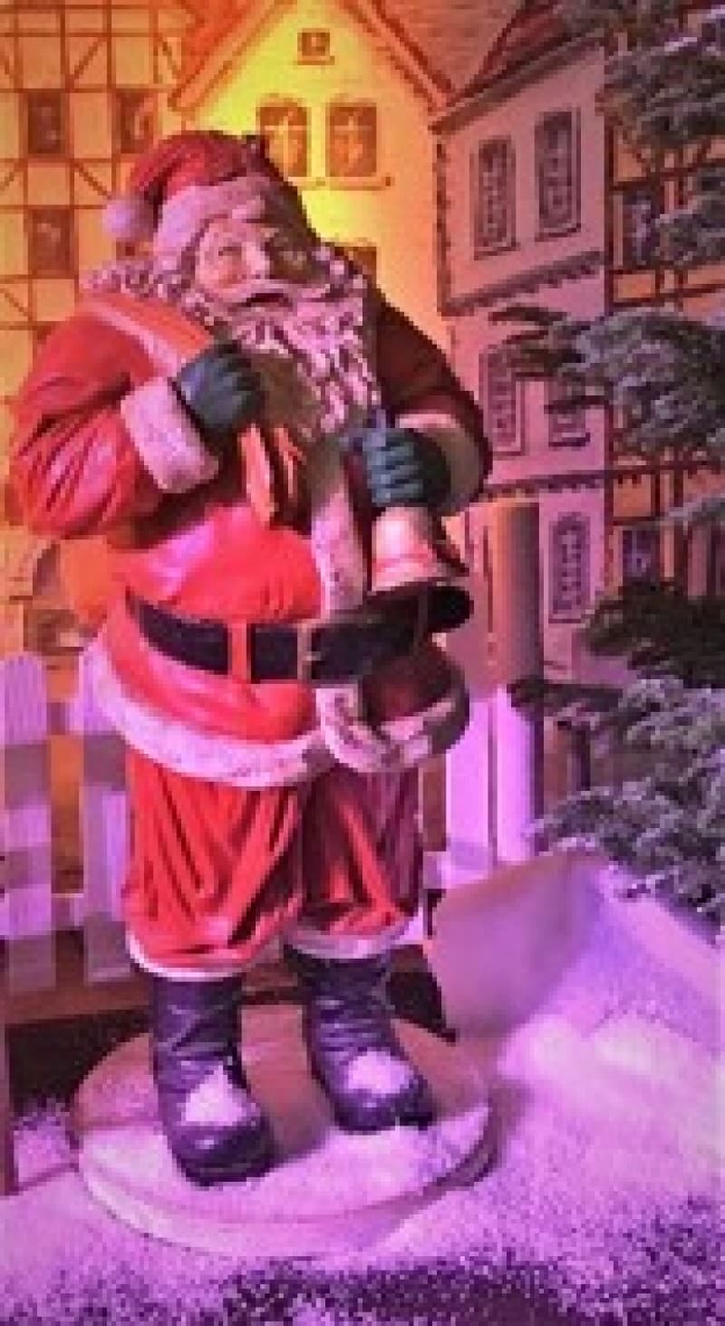 Weihnachtsmann Figur  – 2