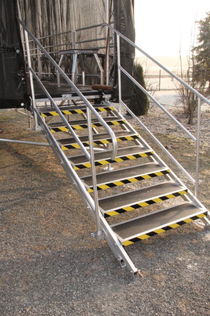 Mobiler Bühnentrailer mit Rundbogendach / Bühne / Veranstaltungsbühne / Bühnenanhänger – 5