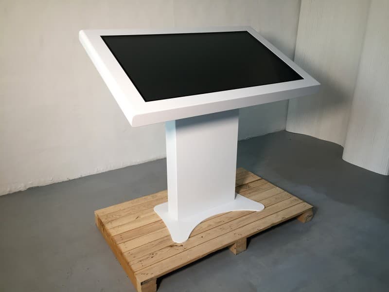 Touchterminal im Pultdesign – 2