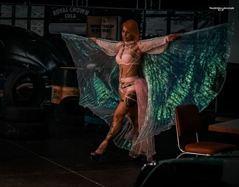 Burlesque Shows - Martiniglas Shows - LED-Gogo Shows - Feuershows - Melody Sachsen-Anhalt – 3