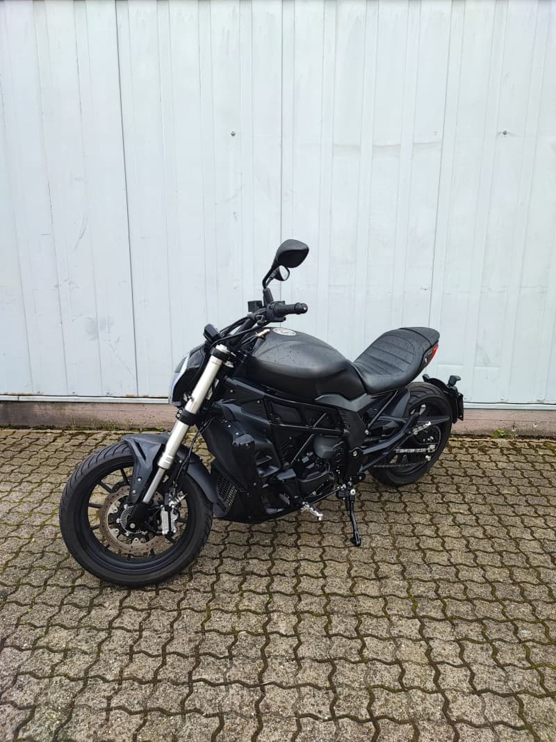 Motorrad Benelli 502 C – 3