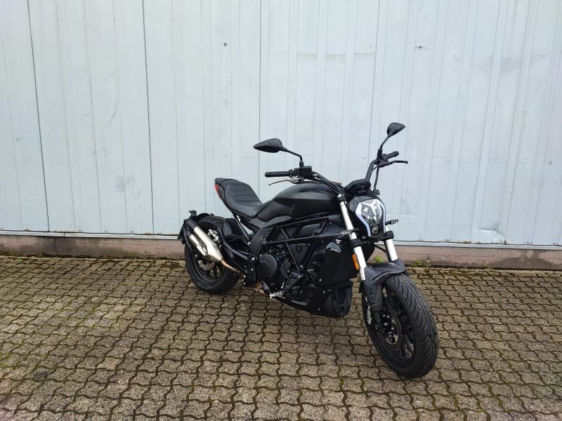 Motorrad Benelli 502 C – 2