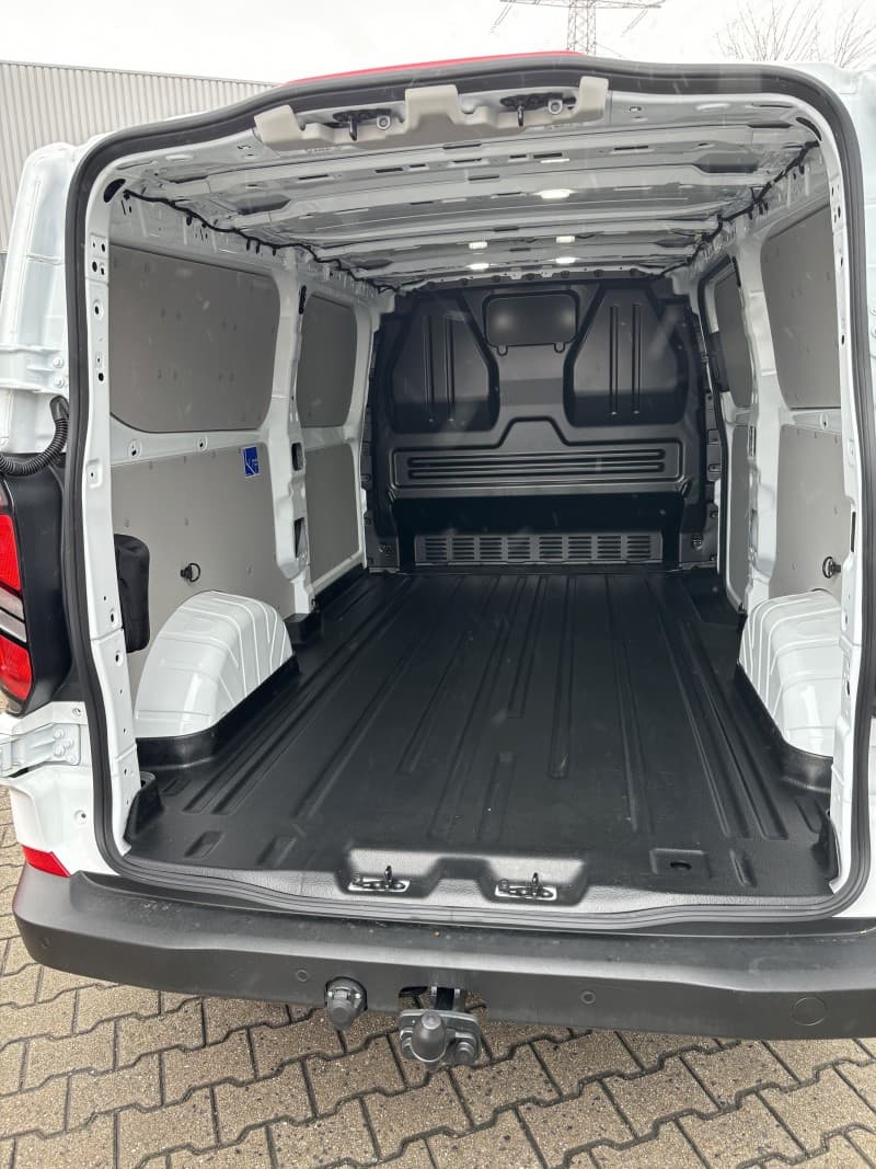 Der neue Ford Transit, Transporter L2H1 – 4