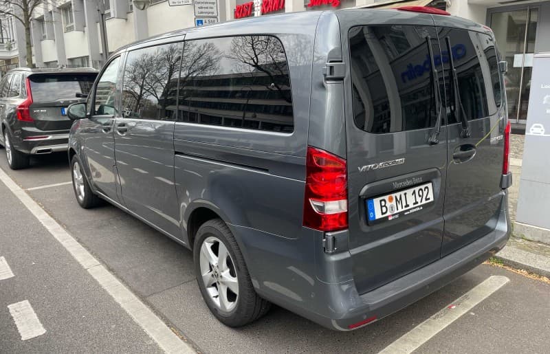 MB-Vito 8-Sitzer Bus (Automatik) schon ab 119,-€ /Tag in Berlin Zentrum - Ku-Damm / Zoo  – 4