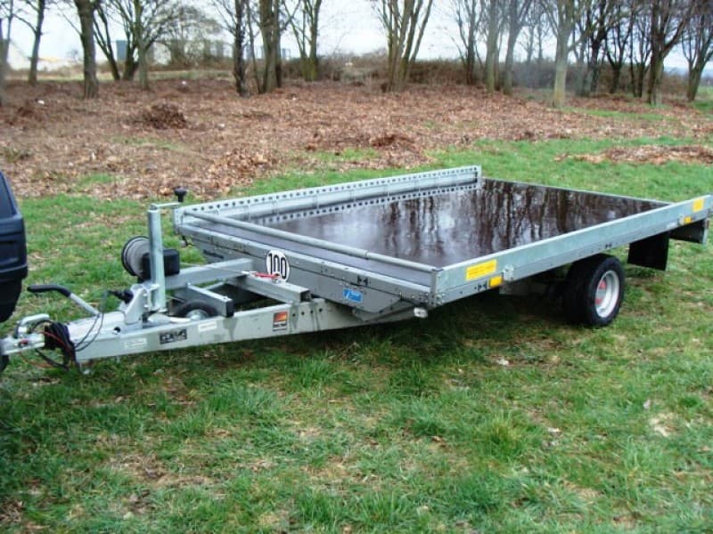 PKW Transporter Autotransporter 1500 kg gebremst Seilwinde 100 km/h 3010x2030 mm Nutzlast 1100kg – 2