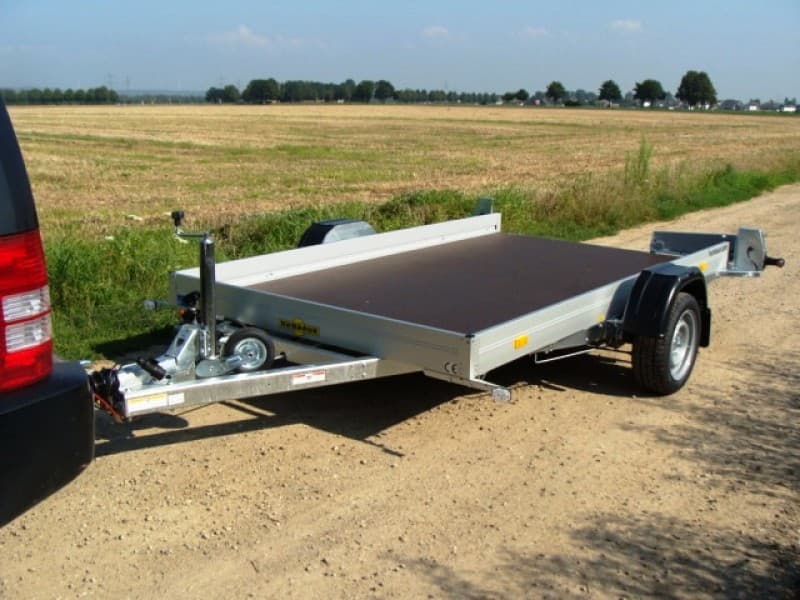 Absenkbarer Autotransporter Kracher 1800 kg gebremst 100 km/h 3100 x 1765 x 100 mm Nutzlast 1415 kg – 2