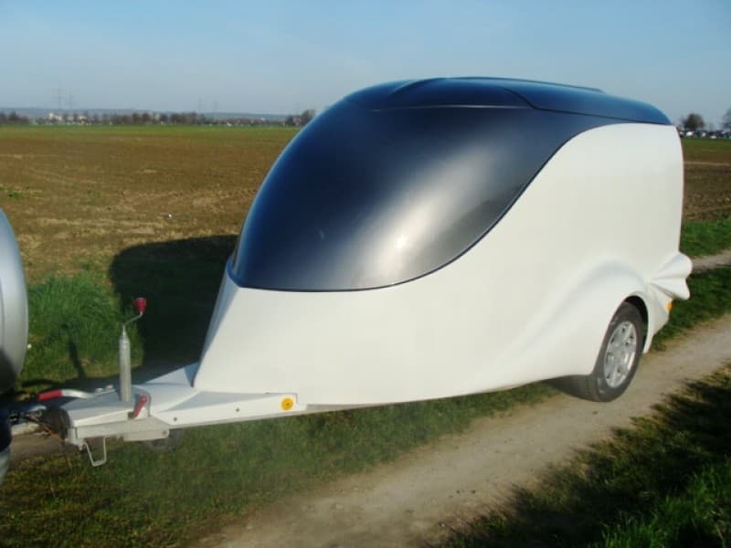 Excaliburanhänger S 1 1500 kg gebremsten silber/weiß 100 km/h 2610 x 1400 x 1520 mm Nutzlast 1000 kg