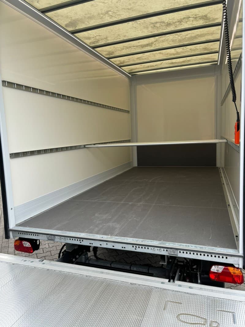 Koffer, Möbelkoffer, Umzugstransporter, Transporter – 3