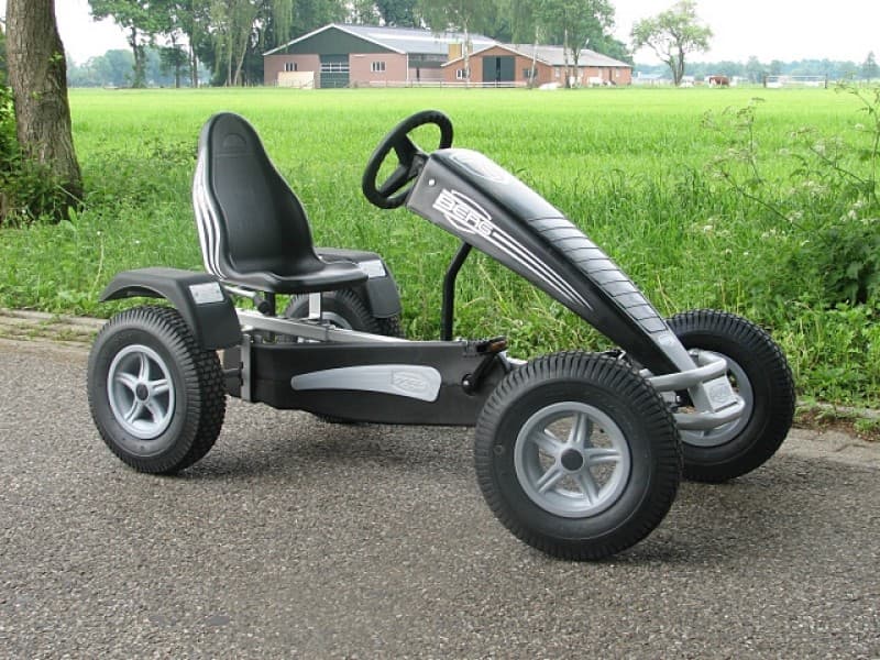 Gokart SILVERSTAR – Fahrspaß mit der Familie