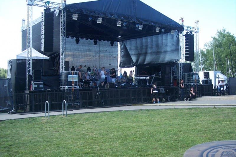 Bühne 12x10 m – 2