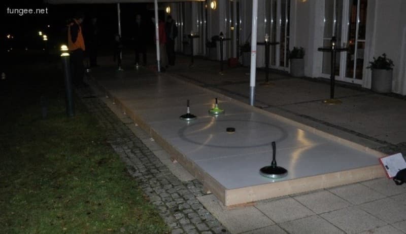 EISSTOCKSCHIEßEN - mobile Eisstockbahn mieten – 2