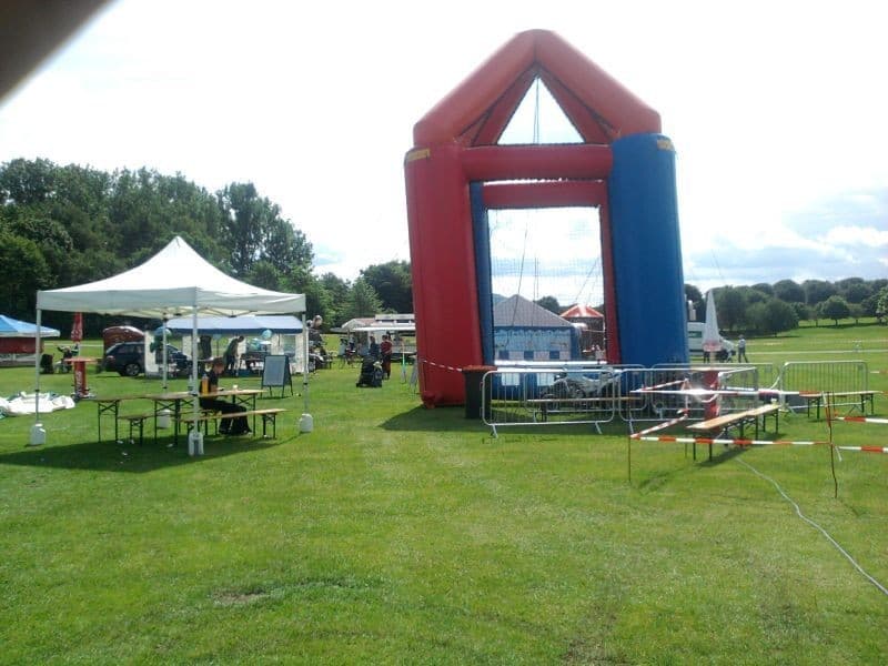 KISTEN-KLETTERN im sicheren Action Tower 8x8x10 Meter inkl. 2 x Personal – 4