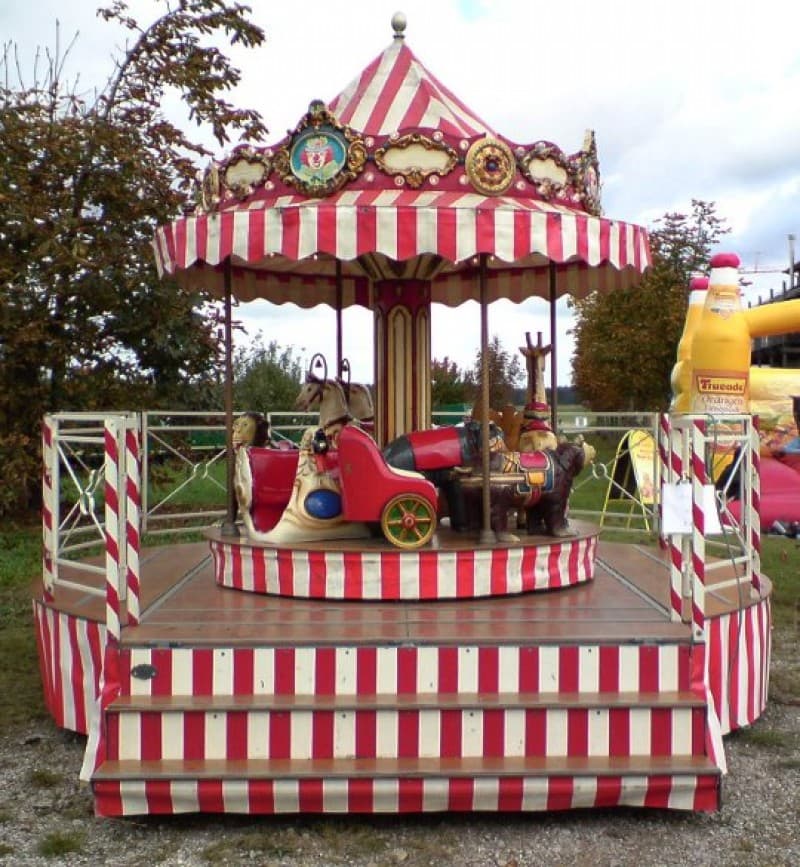 Großes Kinderkarussell – 2