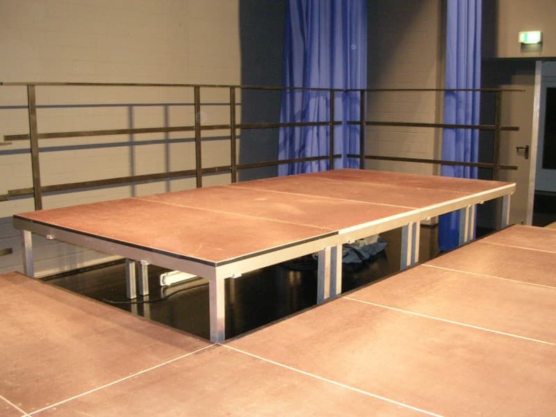 Bühne Podest, Laufsteg, Rundbühne mieten – 5
