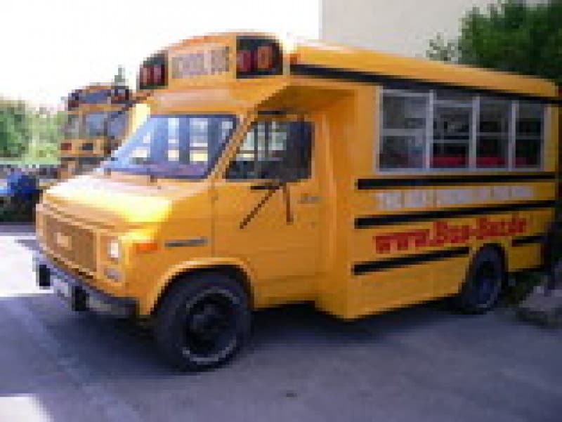 Partybus 8 bis 26 Sitzplätze US School Bus-Bar – 4