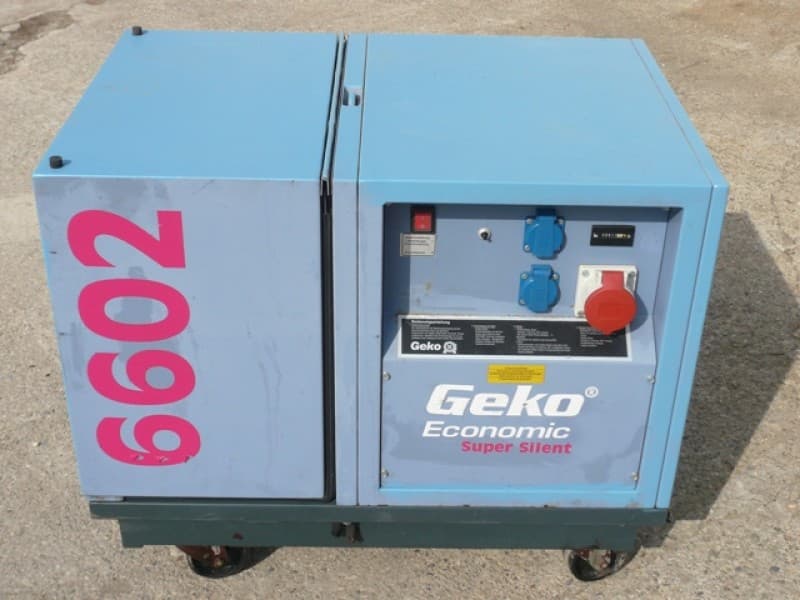 Stromaggregat / Stromerzeuger / Stromgenerator / Notstromaggregat Geko 6,1 kVA