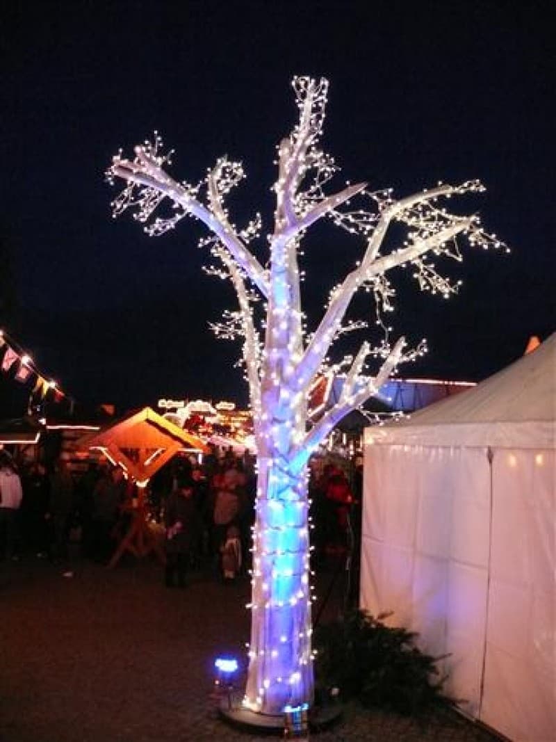 Lichterbaum weiß , Weihnachts Winter Dekoration , Weihnachtsmarkt – 2