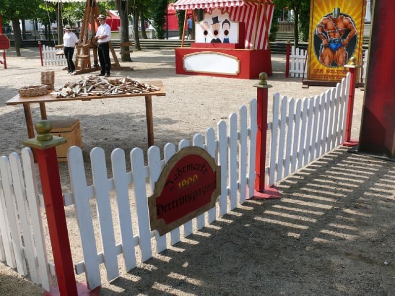 Zäune , Jahrmarkt Zäune – 3