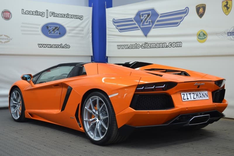 Lamborghini Aventador Roadster – 2