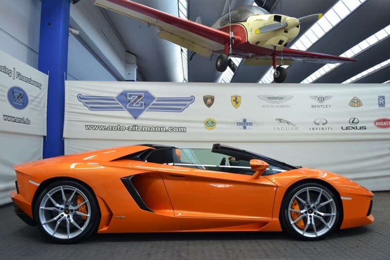 Lamborghini Aventador Roadster – 3