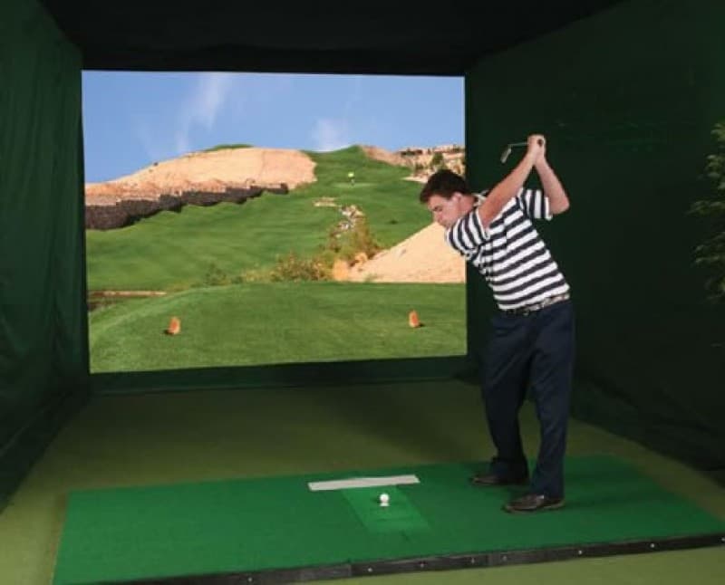 Golf Simulator / Golf spielen / Abschlag / Eagle / Birdie – 2