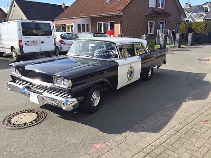 Ford Fairline "Police Car" 1957 V8 Muscle Car – 2