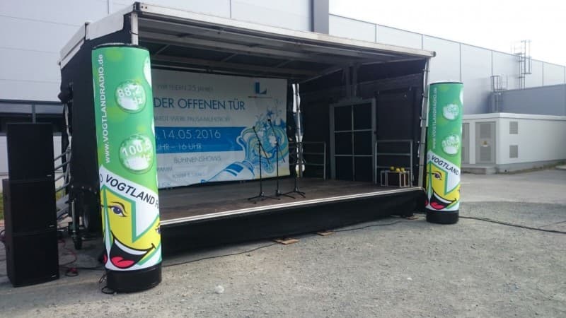 Veranstaltungsbühne / Mobile Trailer Bühne / Stage 6x4m – 4