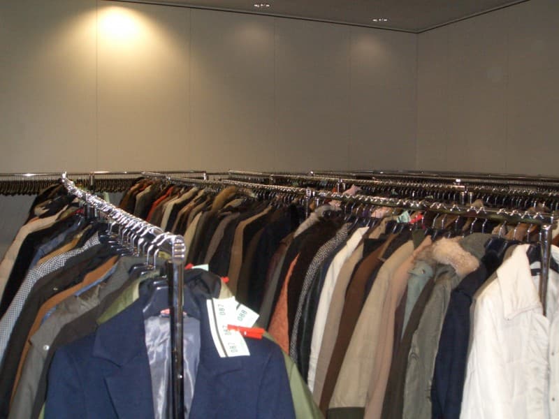 Mobile Garderobenständer, Kleiderständer, Klappständer, Rollständer, Reihengarderobe – 4