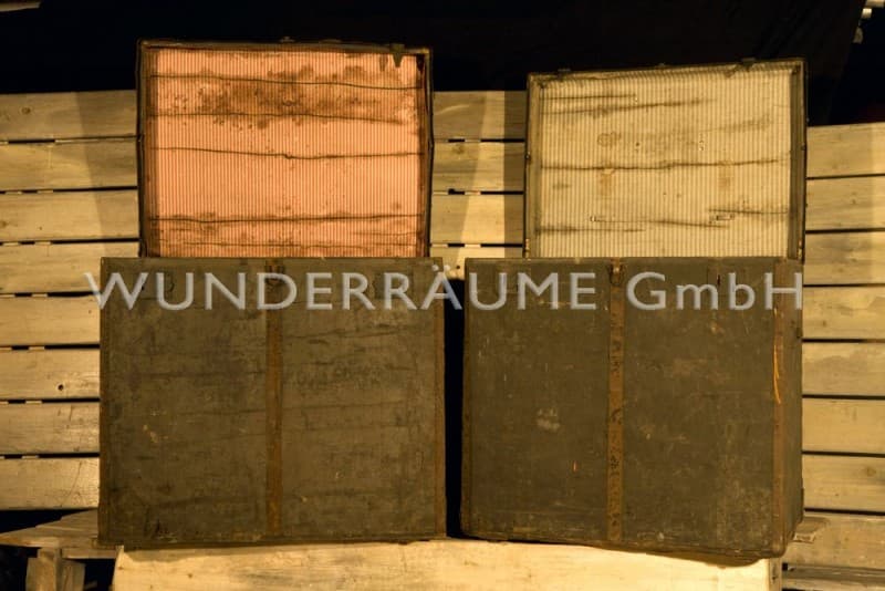 Historische Reisetruhen 02 – 2
