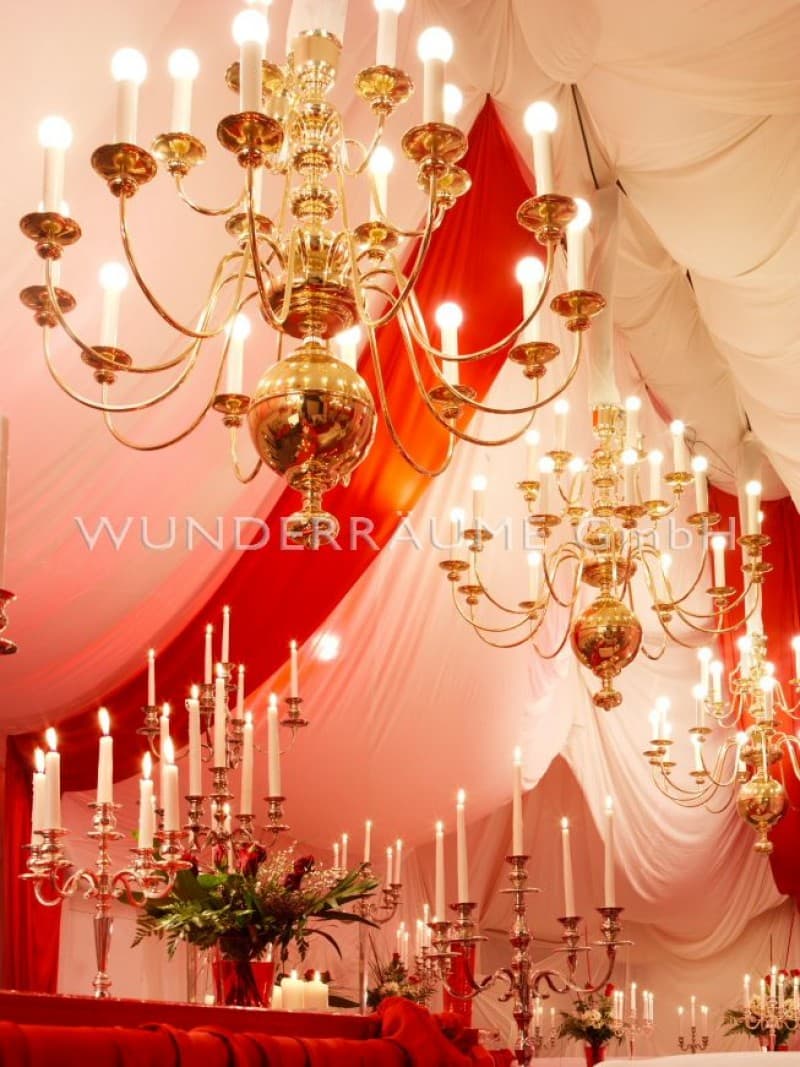 Rot-Weißer Saal – 3