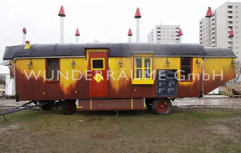 Zirkuswagen als Märchenbühne oder Lounge – 4
