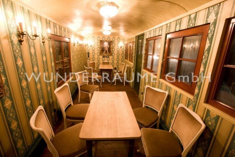 Zirkuswagen als Bar, Salon oder Lounge – 2