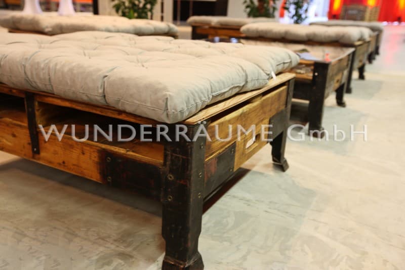 Loungebank Holz "Industrial" – 3